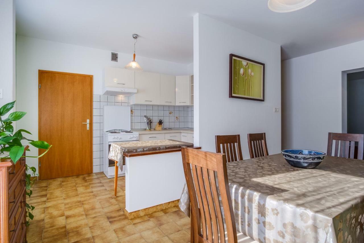 Andrino Apartment Mali Losinj Exterior photo